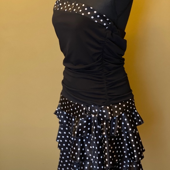 Summer fun dress! - Picture 9 of 9